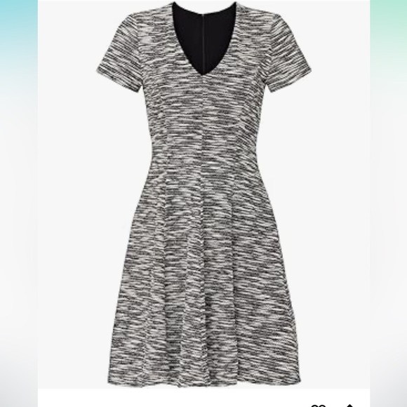 Slate & Willow Cap Sleeve V-neck Women's Dress - Picture 2 of 14